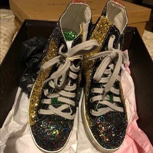Primabase glitter sneakers.